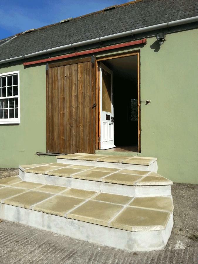 Granary Barn Hostel Helston Bagian luar foto